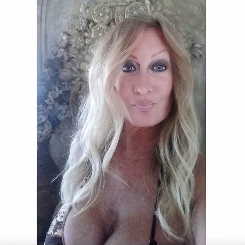 Meet your Posher, Stacey